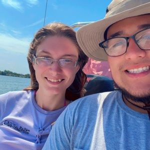 Meet your Posher, Katelyn